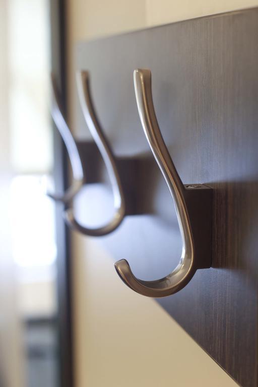 Meness Apartamenti 采西斯 外观 照片