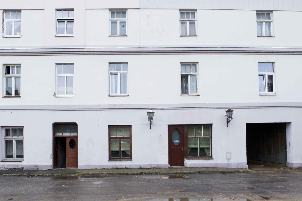 Meness Apartamenti 采西斯 外观 照片